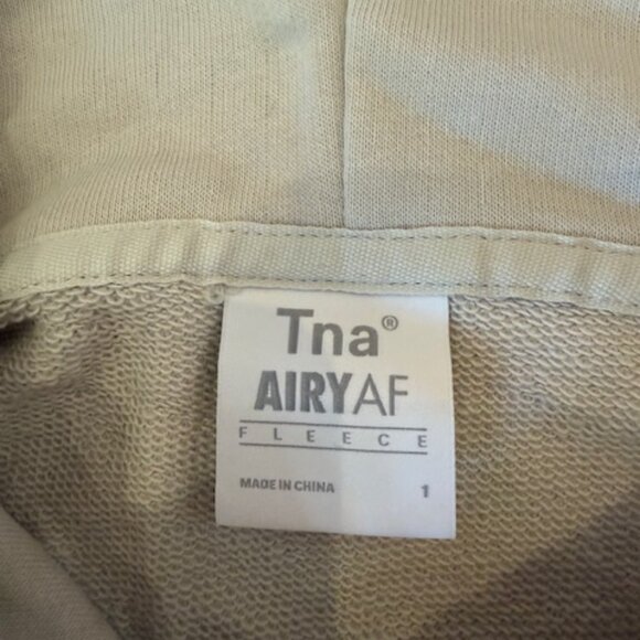 NWT TNA Light Grey Cozy Fleece Boyfriend Cropped Hoodie - Size 1 - Picture 5 of 7